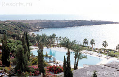 Coral Beach Hotel & Resort 3